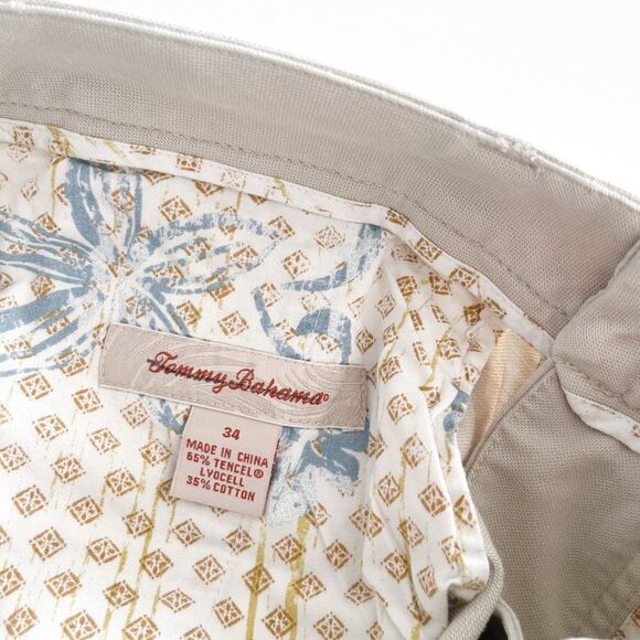 Tommy Bahama  Men's Chinos Flat Front Beige Golf Tencel Lyocell Size 34 - Picture 4 of 10